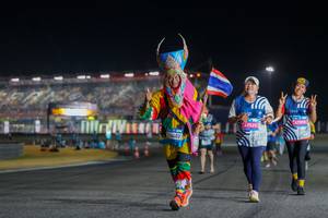 BIB: 76402, 47525, 47395
                            <button type="button" onclick="openModal(22812536)" class="btn btn-primary btn-sm float-right btn-popup" data-toggle="modal" data-target=".modal-high-quality">
                        <i class="fas fa-shopping-cart"></i> Add to Cart
                    </button>
                                            <button type="button" onclick="isThisMe(22812536, true)" class="btn btn-success btn-sm float-right btn-popup btn-isme hidden" data-toggle="tooltip" data-placement="bottom" title="นี่คือรูปของคุณใช่ไหม คลิกที่นี่เพื่อเอาเข้าอัลบั้ม">
                        <i class="fas fa-plus"></i> Add to album
                    </button>
                    <button type="button" onclick="isThisMe(22812536, false)" class="btn btn-warning btn-sm float-right btn-popup btn-isnotme hidden">
                        <i class="fas fa-ban"></i> Remove from album
                    </button>